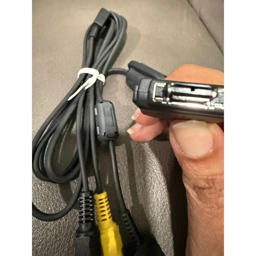 Sony VMC-MD1 Multi-Use Terminal USB RCA Audio Video Cable for Cyber-shot Cameras